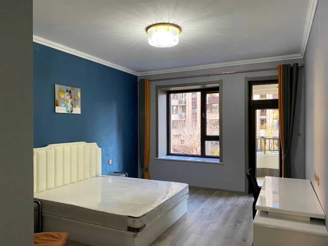 绘家青年公寓合伙人带租客看房时被突然“表白”(图4) 绘家青年公寓合伙人带租客看房时被突然“表白”(图4)