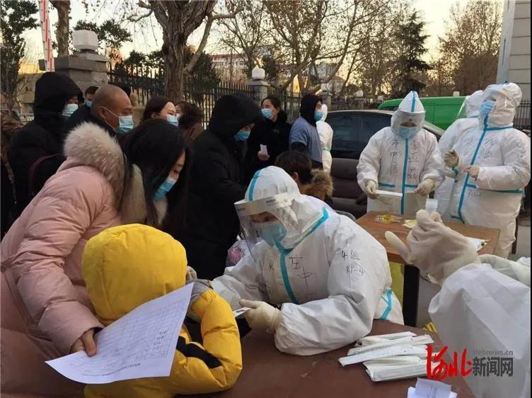 绘家人向英雄的石家庄人民致敬!石家庄加油!(图2) 绘家人向英雄的石家庄人民致敬!石家庄加油!(图2)