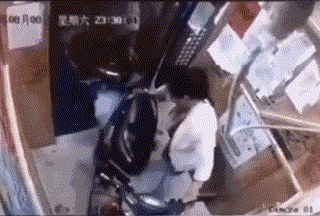 揪心！突然就爆炸了！(图5)